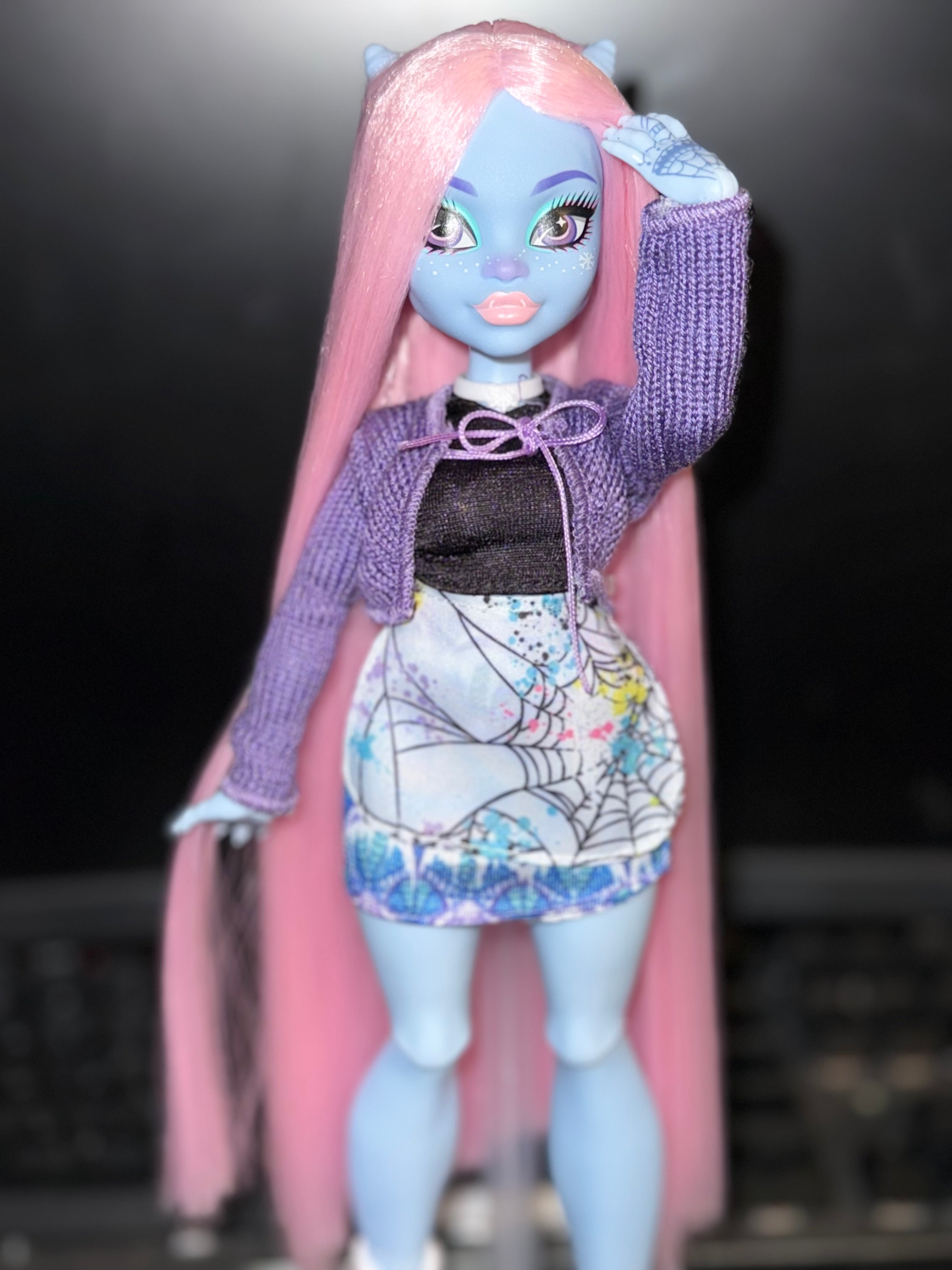 Rerooted Custom Abbey Bominable Fearbook Saran Reroot